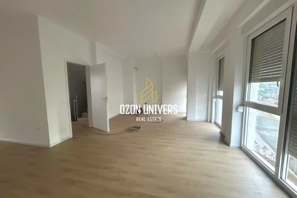 Shtepi me qera 2+1 ne Tirane - 1,200 Euro