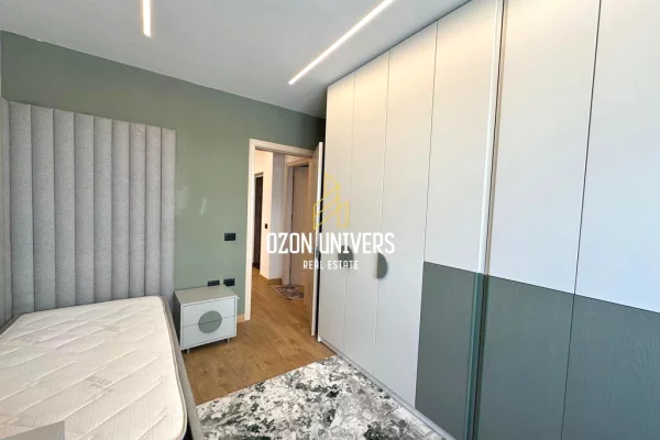 Shtepi ne shitje Apartament ne Tirane, 2+1, Mobilimi E mobiluar, Pagesa 240,000  Euro.