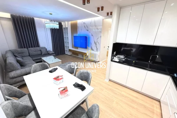 Shtepi me qera 2+1 ne Tirane - 135,000 Leke