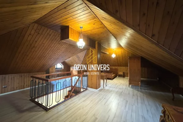 Shtepi me qera Vila Luksoze ne Tirane, 4+1, Mobilimi Pjeserisht e mobiluar, Pagesa 3,000  Euro.