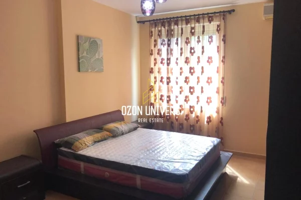 Shtepi me qera Apartament ne Tirane, 2+1, Mobilimi E mobiluar, Pagesa 80,000  Leke.