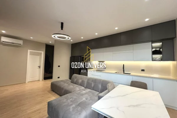 Shtepi me qera 3+1 ne Tirane - 1,300 Euro