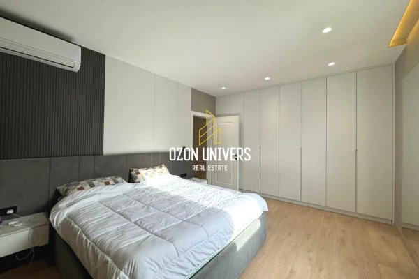 Shtepi me qera Apartament ne Tirane, 3+1, Mobilimi E mobiluar, Pagesa 1,100  Euro.