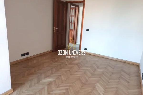 Ambient biznesi per qira ne Qender, prane Toptanit!