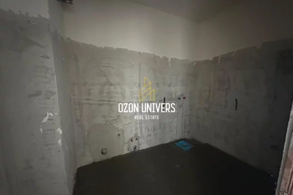 Apartment for sale in Tirana 2+1, Emty