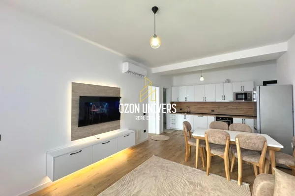 Appartamento in affitto a Tirana 2+1, Arredato