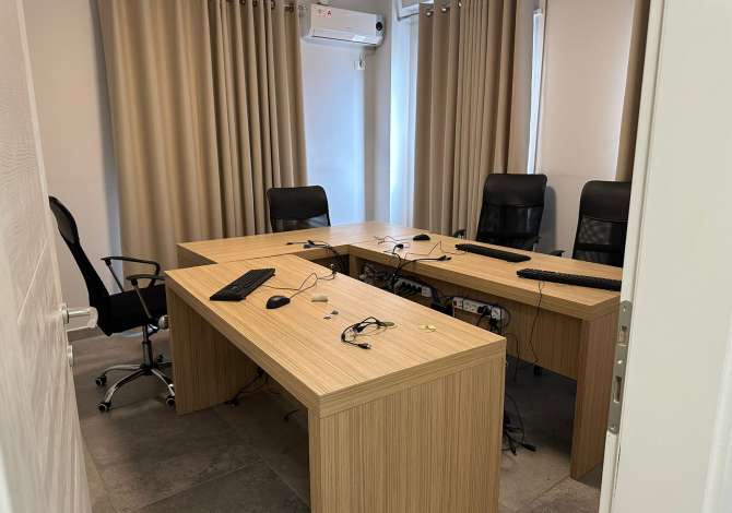 Shtepi me qera 3+1 ne Tirane - 850 Euro