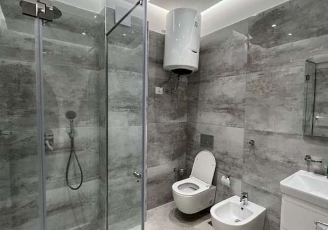 Shtepi me qera Apartament ne Tirane, 2+1, Mobilimi E mobiluar, Pagesa 1,050  Euro.