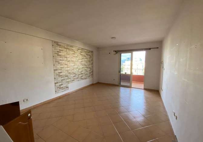 Shtepi ne shitje 2+1 ne Tirane - 175,000 Euro
