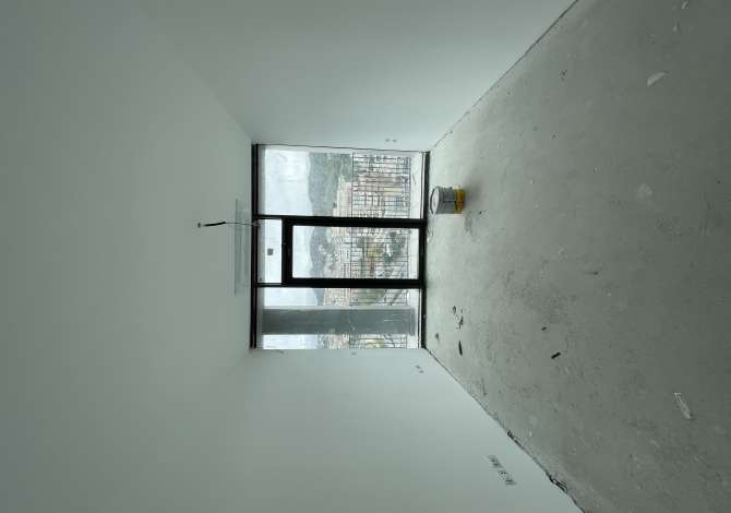 Shtepi ne shitje Apartament ne Tirane, 2+1, Mobilimi Bosh, pa mobiluar, Pagesa 340,000  Euro.