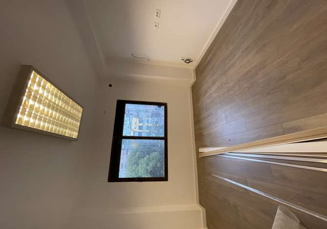 Jepet me qera ambient biznesi 200 m2 , Sheshi Willson