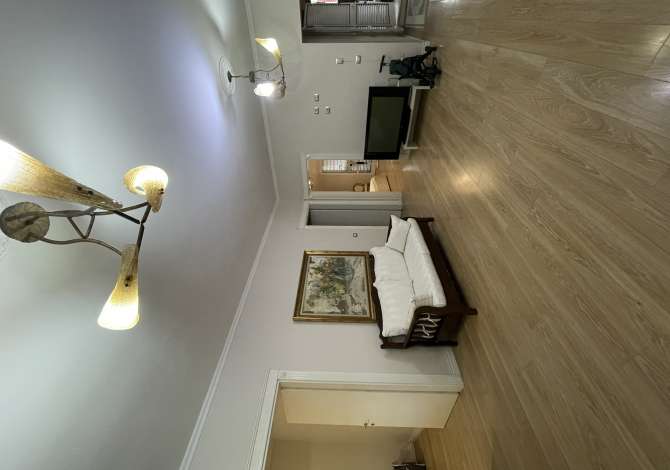 Shtepi ne shitje 2+1 ne Tirane - 200,000 Euro