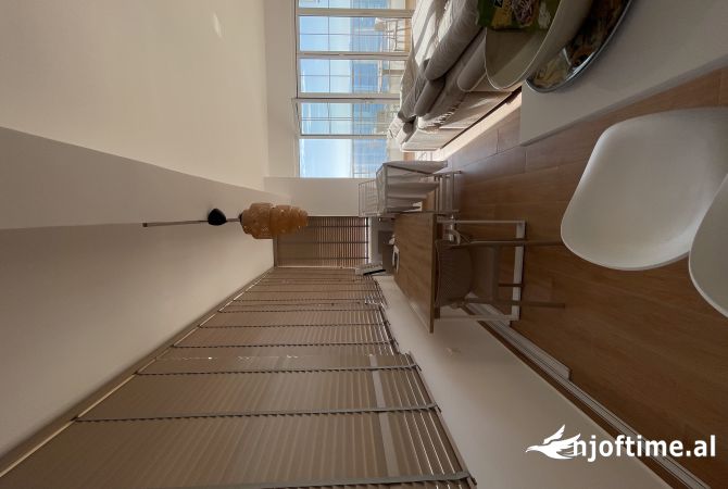 Shtepi ne shitje Apartament ne Sarande, 2+1, Mobilimi E mobiluar, Pagesa 275,000  Euro.