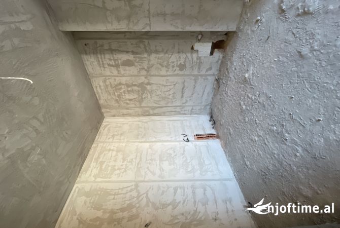 Shtepi ne shitje 2+1 ne Tirane - 240,000 Euro