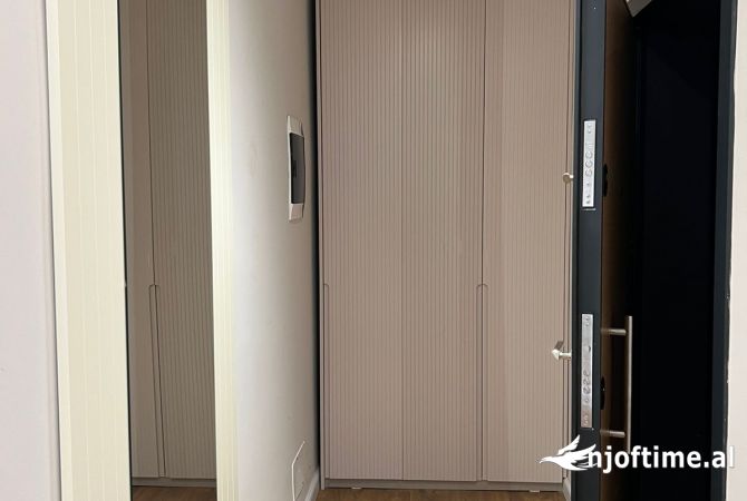 Shtepi me qera Apartament ne Tirane, 2+1, Mobilimi E mobiluar, Pagesa 1,200  Euro.