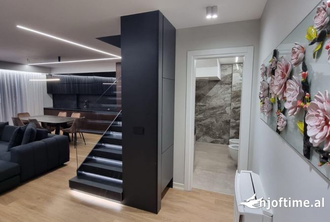 Shtepi ne shitje 3+1 ne Tirane - 523,880 Euro