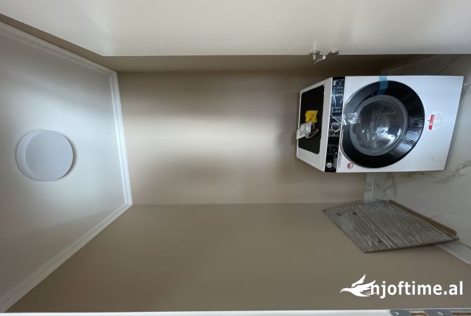 Shtepi me qera Apartament ne Tirane, 2+1, Mobilimi Pjeserisht e mobiluar, Pagesa 1,500  Euro.