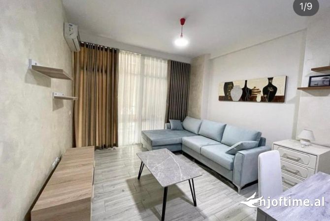 Shtepi me qera 2+1 ne Tirane - 800 Euro