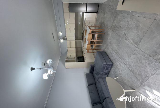 Shtepi me qera 2+1 ne Tirane - 700 Euro