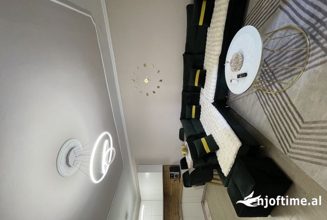 Shtepi ne shitje 2+1 ne Tirane - 160,000 Euro
