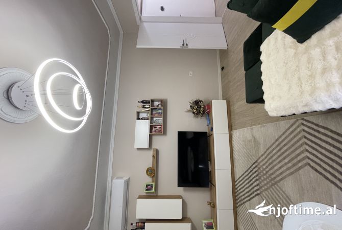 Shtepi ne shitje 2+1 ne Tirane - 160,000 Euro