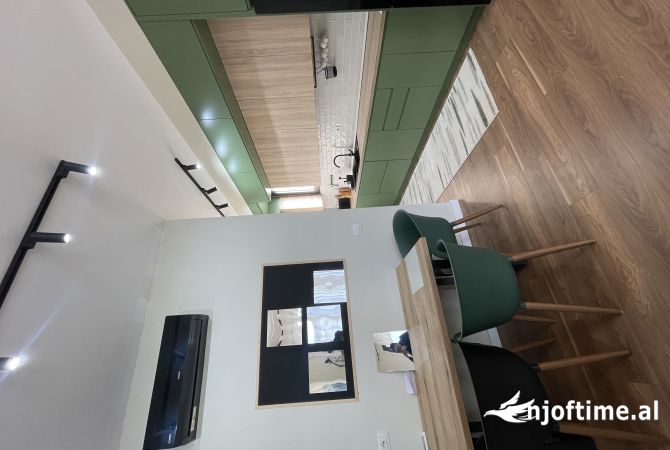 Shtepi me qera Apartament ne Tirane, 2+1, Mobilimi E mobiluar, Pagesa 1,300  Euro.