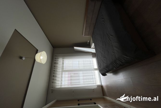 Shtepi ne shitje Apartament ne Tirane, 1+1, Mobilimi E mobiluar, Pagesa 159,000  Euro.