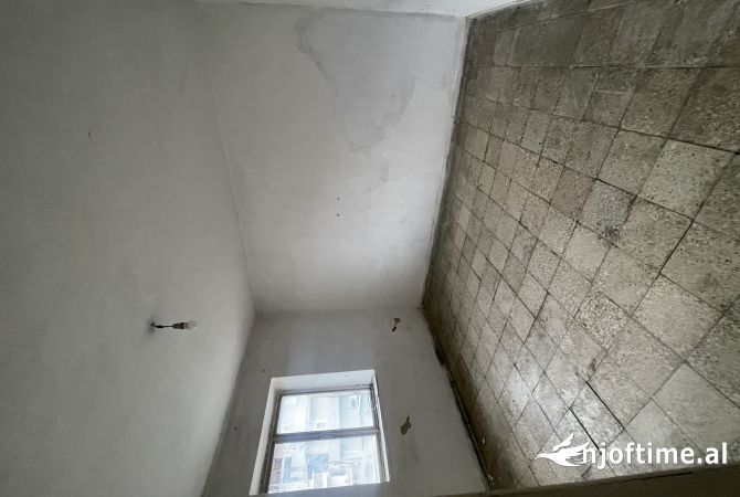 Shtepi ne shitje 1+1 ne Tirane - 47,000 Euro