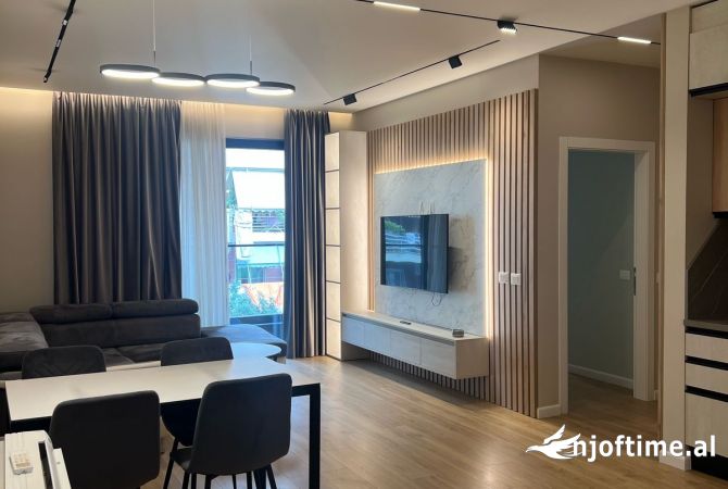 Shtepi me qera 2+1 ne Tirane - 1,200 Euro
