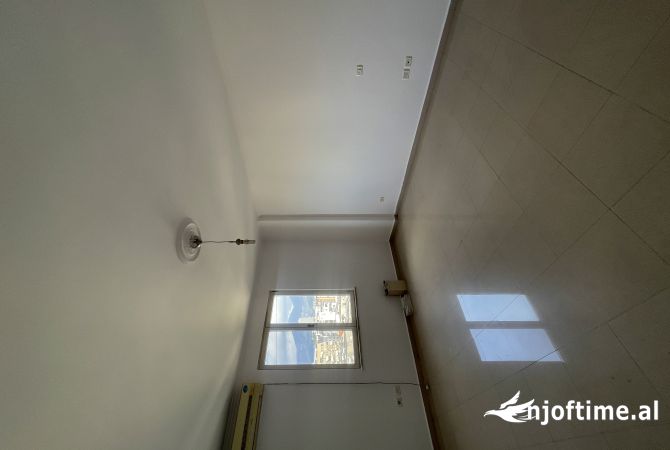 Shtepi me qera 2+1 ne Tirane - 600 Euro