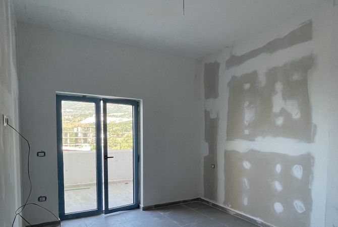 Shtepi ne shitje 1+1 ne Himare - 287,000 Euro