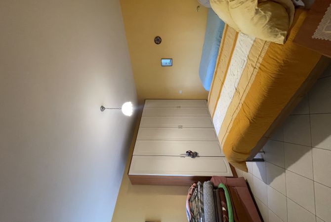Shtepi me qera Apartament ne Tirane, 1+1, Mobilimi E mobiluar, Pagesa 700  Euro.