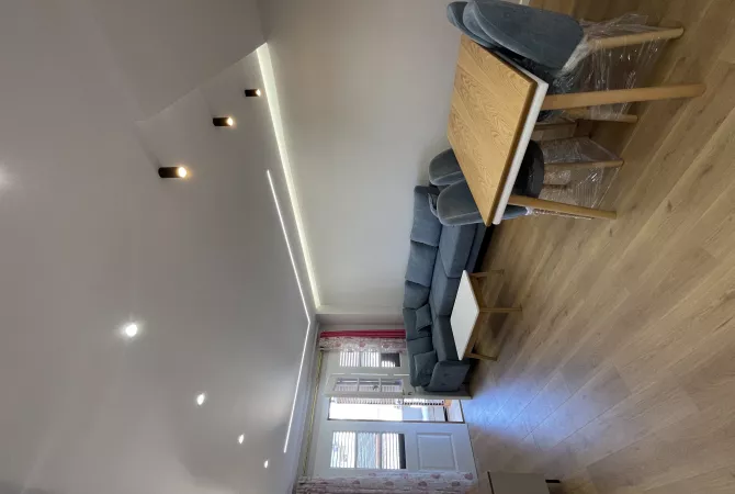 Shtepi ne shitje 1+1 ne Tirane - 140,000 Euro
