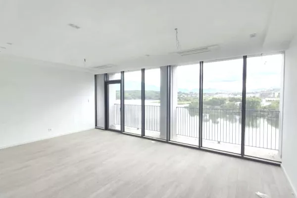 Shtepi me qera 2+1 ne Tirane - 2,500 Euro