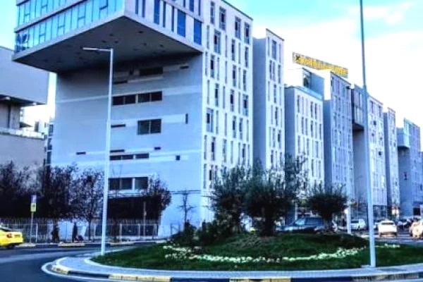 Shtepi ne shitje 1+1 ne Tirane - 215,000 Euro