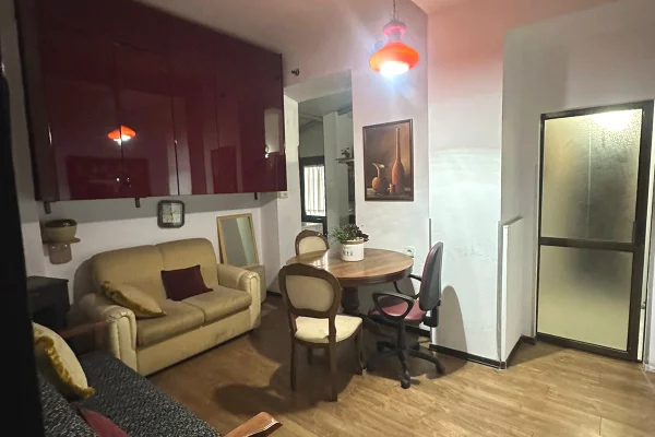 Shtepi me qera 2+1 ne Tirane - 50,000 Leke