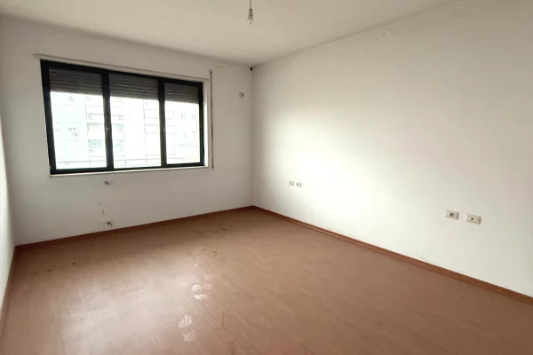 Shtepi ne shitje 2+1 ne Tirane - 230,000 Euro