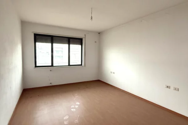 Shtepi ne shitje 2+1 ne Tirane - 230,000 Euro