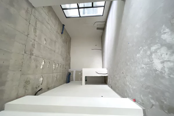 Ambient biznesi me qera 3+1 ne Tirane - 7,400 Euro