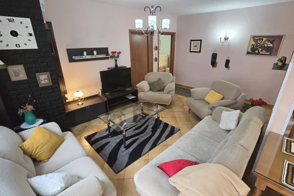 Apartment for rent in Tirana 2+1, Furnished