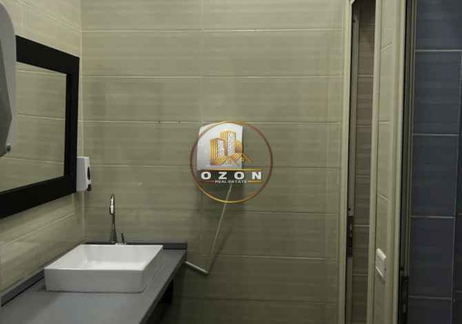 Jepet me qera ambient biznesi (lokal). Rruga '' Njazi Demi 