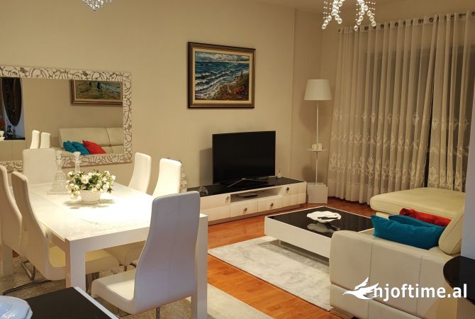 Shtepi me qera 2+1 ne Durres - 650 Euro