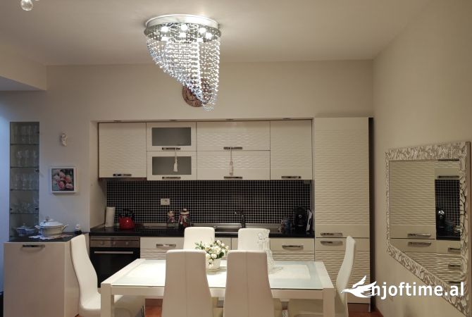 Shtepi me qera 2+1 ne Durres - 650 Euro