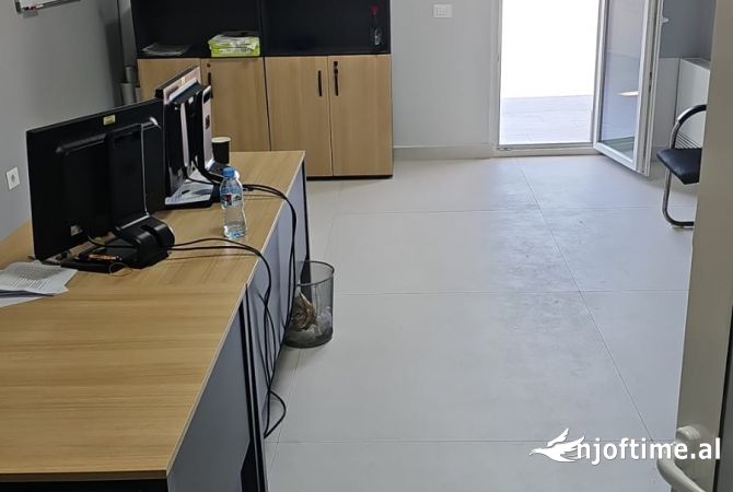 Shtepi ne shitje 3+1 ne Tirane - 412,570 Euro