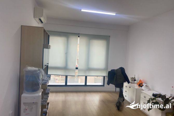 Ambient biznesi me qera 1+1 ne Tirane - 650 Euro