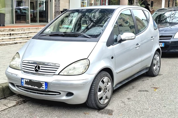 Cars for sale in Tirana - 1,700 Euro