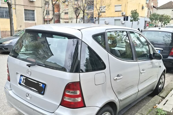 Cars for sale in Tirana - 1,700 Euro