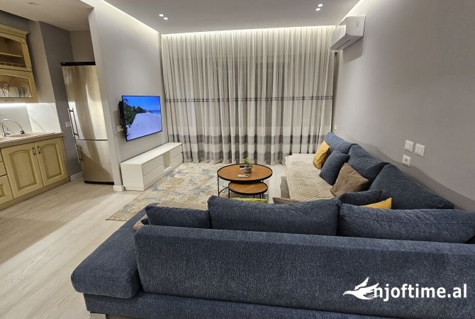 Shtepi ne shitje 2+1 ne Tirane - 250,000 Euro