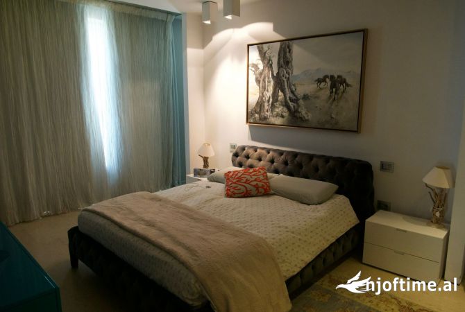 Shtepi ne shitje 3+1 ne Tirane - 700,000 Euro