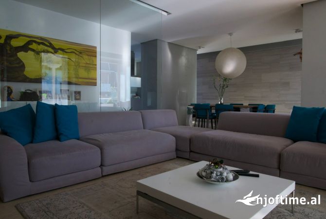 Shtepi ne shitje 3+1 ne Tirane - 700,000 Euro